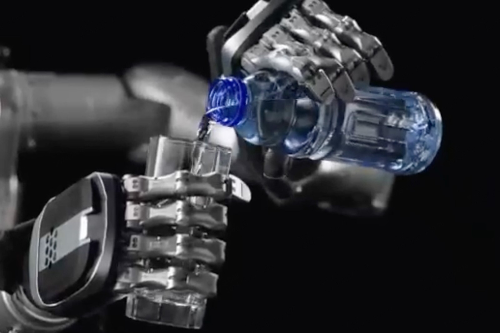 系列解读 | 公海jcjc5500灵巧手家族亮相：高自由度的创新突破